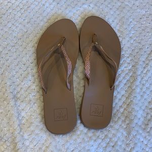 NWOT Reef Flip Flops size 8